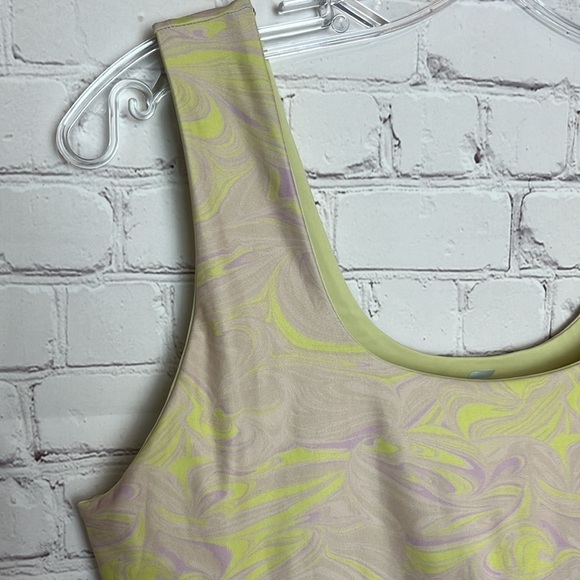 Fabletics Harlow Reversible Medium Impact Sports Bra - Picture 4 of 10